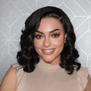 Mature C Part Natural Black  Ombre Brown Loose Wave Minimalist Undetectable HD Lace Wig 100% Human Hair Mature C Part Natural Black  Ombre Brown Loose Wave Minimalist Undetectable HD Lace Wig 100% Human Hair